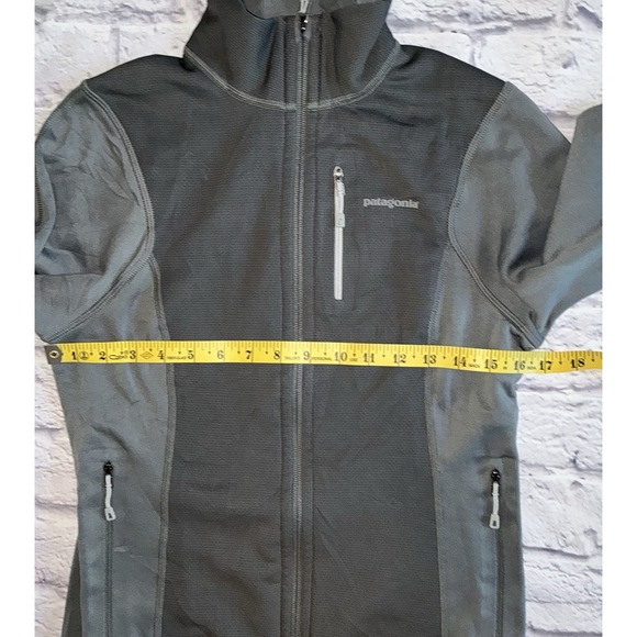 Patagonia Jacket Size Small Gray / Black Womens - Picture 5 of 6
